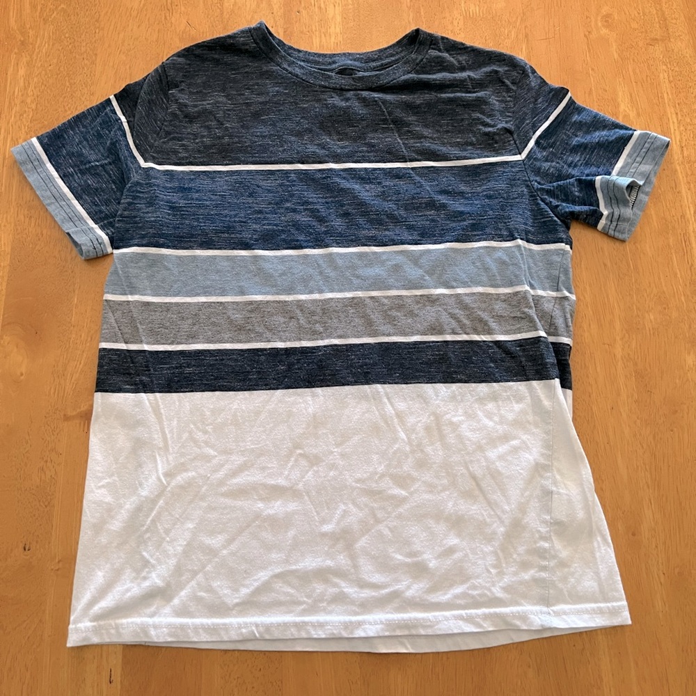 Arizona Jean Co. Striped T-Shirt • Size Youth Large